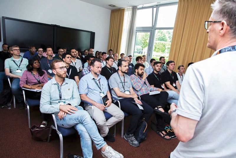 Impressionen der FPGA Conference Europe 2026. (Bild: Tobi Giessen)