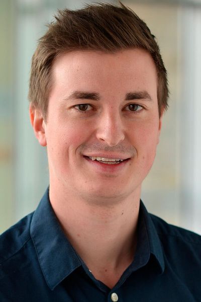 Die Moderation übernimmt »kfz-betrieb«-Redakteur Christoph Seyerlein. (Bild: J. Untch / Vogel Communications Group GmbH & Co. KG)