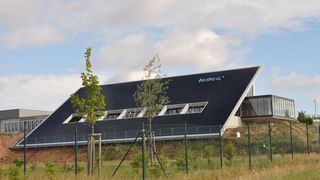 Zentrum für moderne Energie- und Gebäudetechnik der Leitec Gebäudetechnik GmbH.  (Bild: Stiebel Eltron)