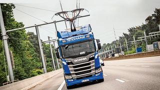 Scania testet Oberleitungs-Lkw auf der A5.  (Bild: Scania)