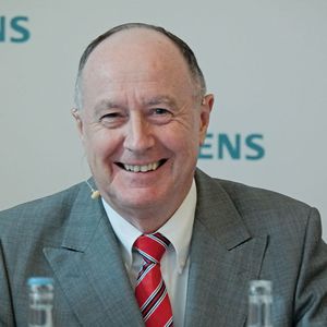 Siemens-CEO Anton S. Huber: „Durch die Digitalisierung haben Unternehmen die Möglichkeit, ihre Wertschöpfungsprozesse enorm zu beschleunigen und damit ihre Produkte deutlich schneller und effizienter zu entwickeln, herzustellen und auf den Markt zu bringen.“