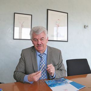 Mikro-Epsilon-Geschäftsführer Johann Salzberger: „Die neuen Spindelwachstumssensoren sorgen für gesteigerte Genauigkeit von hochpräzisen Werkzeugmaschinen“.