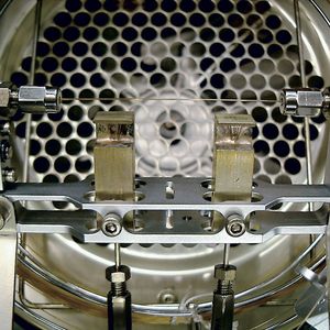 Abb.2: Modulator mit zwei Co2-Düsen (in Lizenz der Zoex Corporation)