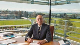 Im Alter von 96 Jahren ist der Geschäftsführer von Mayr Antriebstechnik, Herr Fritz Mayr kürzlich verstorben, wie das Unternehmen berichtet. Das Familienunternehmen trauert um einen Geschäftsführer, der über 50 Jahre die Geschicke leitete. (Bild: Mayr Antriebstechnik / Eddie)