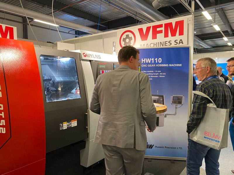 Die VFM Machines SA präsentiert das CNC-Drehzentrum MYLAS mod. MY-TURN DT 52. (Bild: Anne Richer, SMM)