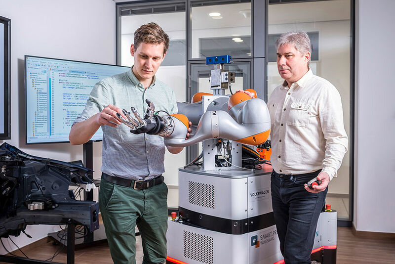 Intelligente Robotik zählt zu den Schwerpunkten der Forschungsarbeit im Smart Production Lab. (Volkswagen AG)