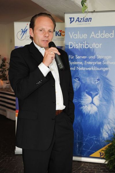 Ulrich Hampe eröffnet die Abendveranstaltung. (Archiv: Vogel Business Media)