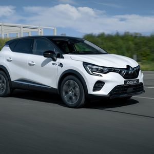 Der ASX startet wie der Captur mit einem Dreizylinder-Benziner mit einem Liter Hubraum und 91 PS.(Bild:  Autoren-Union Mobilität / Mitsubishi)