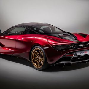(McLaren)