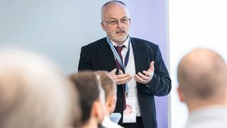 Peter Ullrich, Technical Manager bei der ESI Group, auf dem Leichtbau-Gipfel 2019. (Stefan Bausewein)