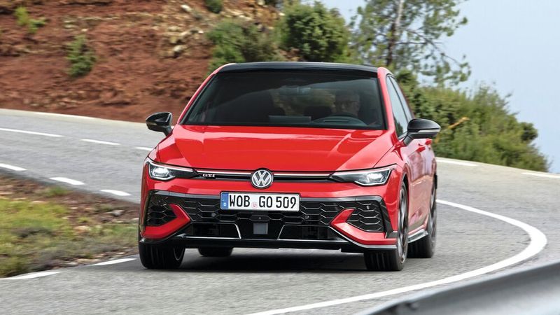 Platz eins in der Kompaktklasse im Juli 2026: VW Golf mit 9.001 Neuzulassungen. (Bild: VW)