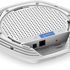 Der Wireless-AC-Access-Points LAPAC1750C unterstützt Datenübertragungsraten von bis zu 1,75 Gbit/s und PoE+ für die Stromversorgung. Das Management erfolgt primär über die Cloud-Plattform von Linksys.