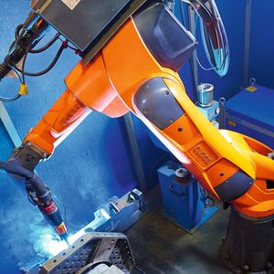Bild 1: Die kompakten Roboterzellen lassen sich einfach in die Fertigung integrieren und verkürzen den Fertigungsprozess.