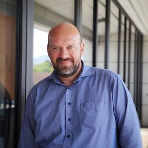 Thorsten Wechmann, Strategic Business Unit Manager bei Zeller+Gmelin, zur Kooperation mit Hydac: „Gleich die ersten Projekte verliefen erfolgreich und wir konnten gegenseitig von unseren Erfahrungen profitieren.“(Bild:  Zeller+Gmelin)