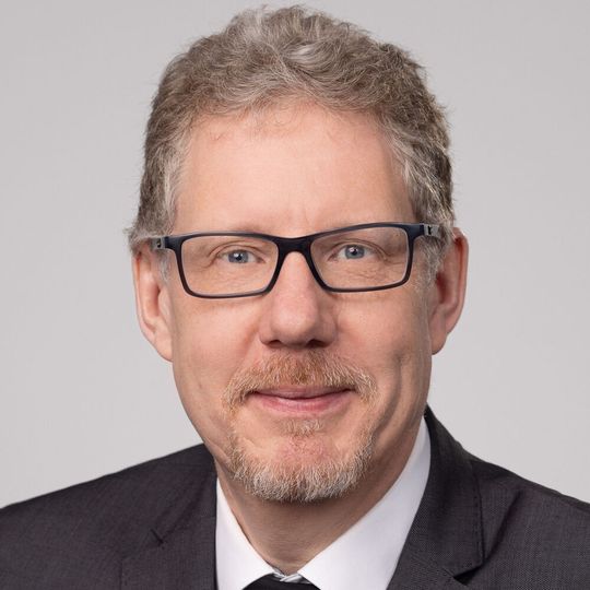 Vielleicht wird alles bald etwas besser im deutschen Maschinenbau. Dr. Markus Heering, Geschäftsführer des VDW, zur Lage: „Die Inlandsnachfrage ist etwas besser als die aus dem Ausland, aber nicht wirklich berauschend. Anstehende Messen könnten unterstützen.“(Bild:  VDW / S. Kastner)