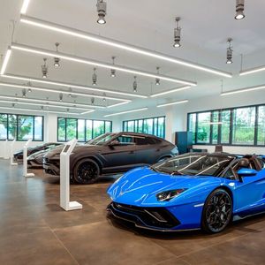 Der Schauraum bietet Platz ...(Bild:  Lamborghini)