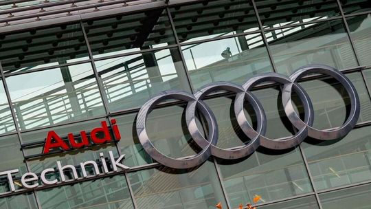 Krisengespräche! Bei Audi spielt man mit Blick auf die Situation im Werk Neckarsulm die Schlechtwetterklausel-Karte aus. Das zwingt die Arbeitnehmerseite zu Verhandlungen. Hier mehr dazu ...(Bild:  Audi)