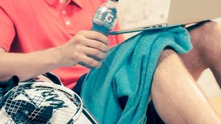 Für die neuen Herausforderungen und Aufgaben in der modernen Arbeitswelt müssen Mitarbeiter immer mehr trainieren. Sollte die Führungskraft dabei als Coach agieren? (gemeinfrei)