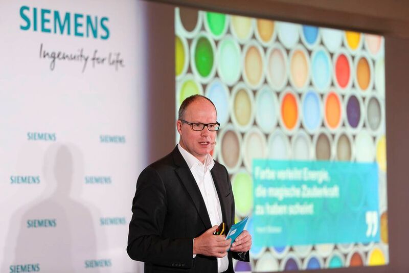 Dr. Jürgen Brandes sieht jetzt die Zeit gekommen, um die sich aus der Digitalisierung ergebenden neuen Möglichkeiten zur Optimierung der Wertschöpfungskette für die Prozessindustrien intensiv zu nutzen. (Siemens)