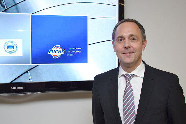 Dirk Nusselt, Leitung Verkauf Automotive Fuchs Europe Schmierstoffe, sprach über die Zusammenarbeit des Deutschen Kfz-Gewerbes und Fuchs Europe Schmierstoffe. (Foto: Michel)
