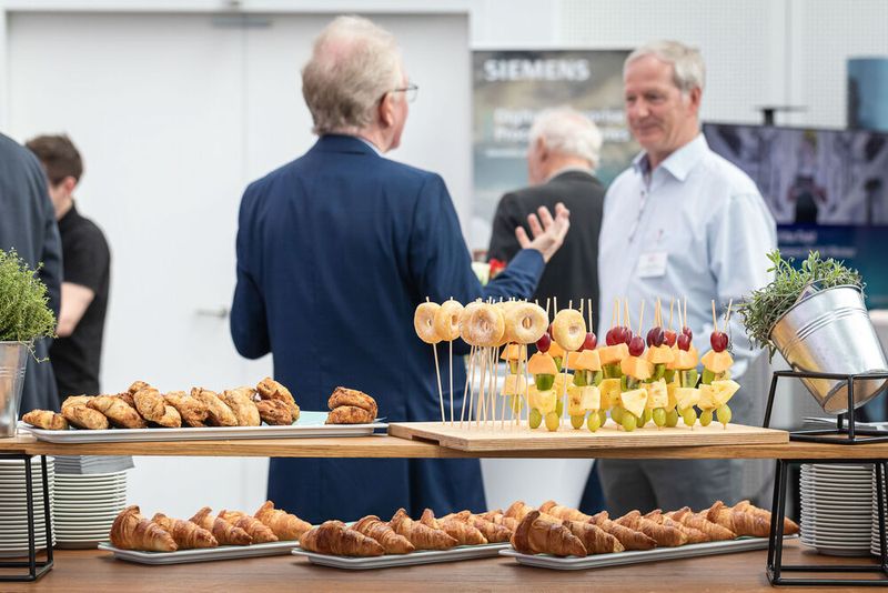 Kaffeepause: Snacks für alle Geschmäcker  (Bild: Bausewein / PROCESS)