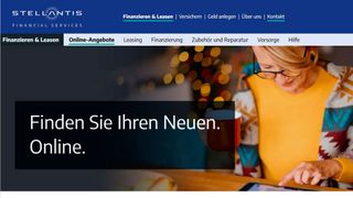 Der Financing Store von Stellantis Financial Services ist in den Verkäuferarbeitsplatz beim Handel eingebunden. Er umfasst Angebote für alle Konzernmarken – und jetzt auch Gebrauchtwagen.  (Bild: Stellantis)
