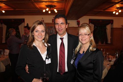 von links: Vera Nikolic (IT-BUSINESS Akademie), Felix Rümmele (IBM) und Eva Kanzler (IT-BUSINESS Akademie) (Archiv: Vogel Business Media)