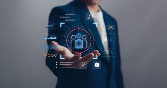 Aus isolierten IoT-Daten wird vernetzte Echtzeit-Personalisierung.(Bild: ©  PB Studio Photo - stock.adobe.com)