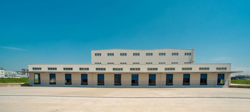 Das neue Logistikzentrum von Wacker im chinesischen Zhangjiagang. (Bild: Wacker)