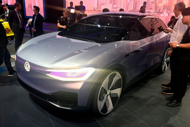 Volkswagen enthüllte mit dem Crozz die erste SUV-Studie der neuen Elektrobaureihe I.D., die jedoch erst 2020 auf den Markt kommt. (press-inform)