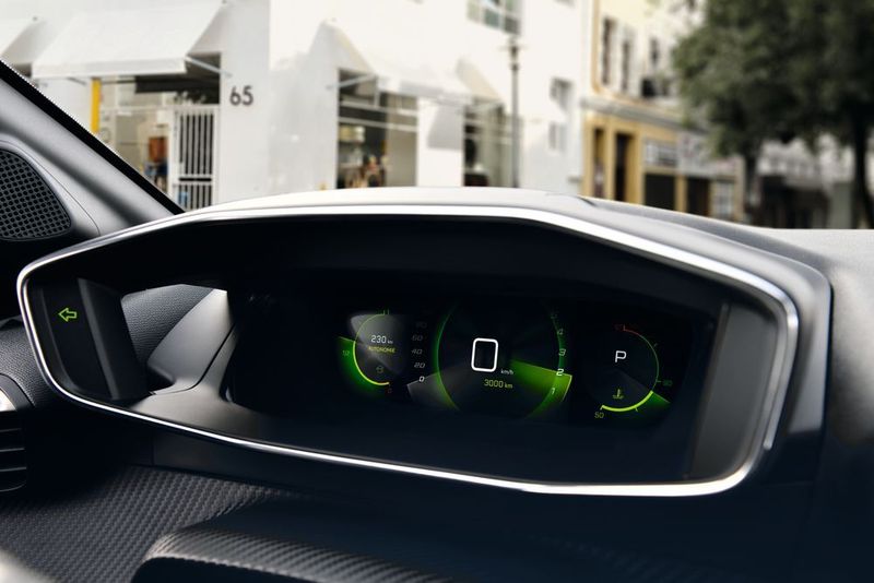 Das Kombiinstrument des 208 rutscht etwas höher und arbeitet mit 3D-Technik. (Peugeot)