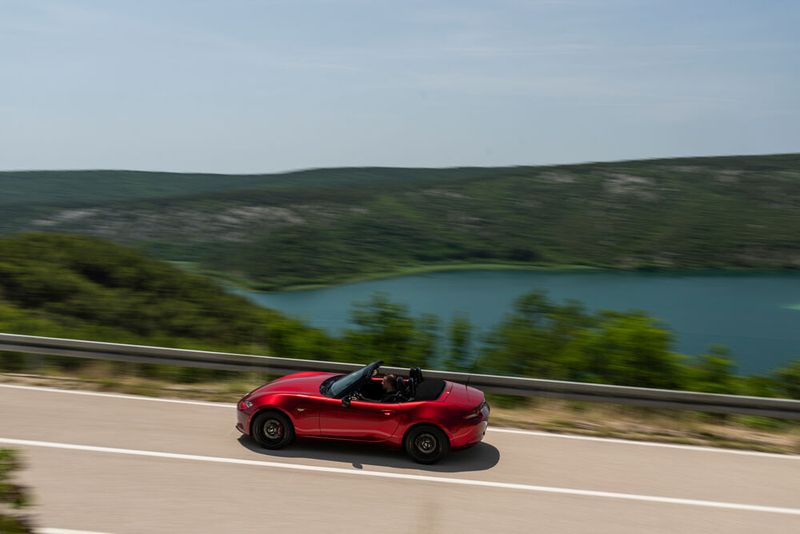 Mazdas MX-5 ist ein lebendiger Klassiker. (Bild: Mazda)