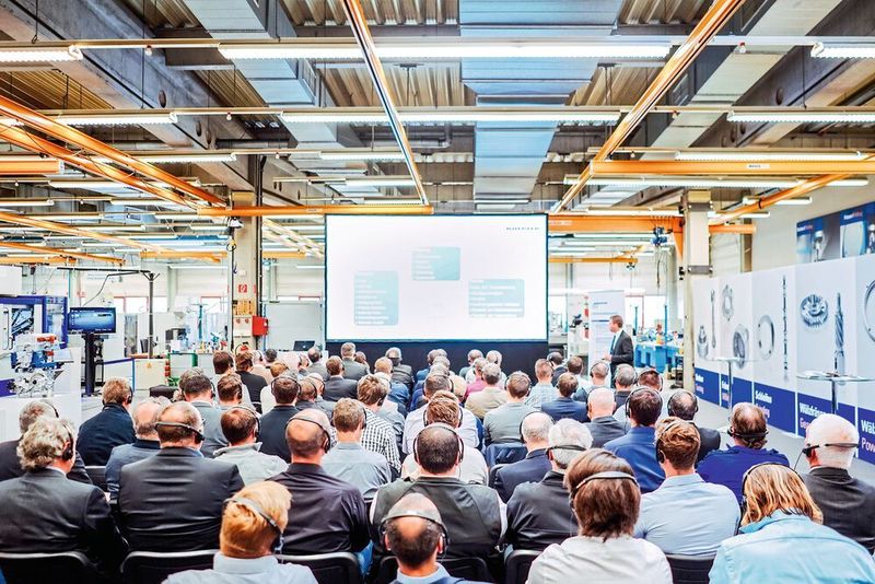 Volles Haus beim Technologietag 2018 bei EMAG Koepfer. (EMAG Koepfer)