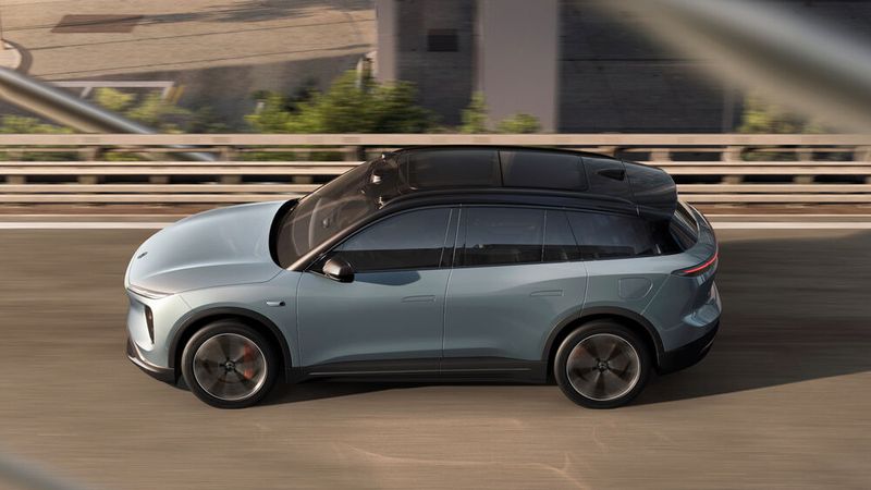 Elegante SUV-Linien mit elektrischem Innenleben: Der EL6 soll  mit reichlich Power überzeugen. (Bild: Nio)