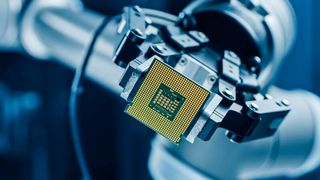 Das Unternehmen Aitad hat sich auf den Einsatz von Embedded-KI spezialisiert. Hier erklärt der Gründer von Aitad, Viacheslav Gromov, wie man das Know-how nutzen kann, um Robotersysteme ausfallsicherer zu machen. Denn das kann viel Geld sparen ... (Bild: Aitad)