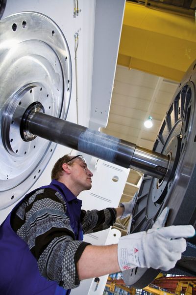 Bild 5: Für die Schuler-Pressen liefert Oswald Torquemotoren mit einer Leistungsbandbreite von 61 bis 460 kW. (Bild: Schuler)