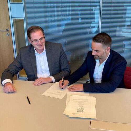 Lyondell Basell and 23 Oaks Investments signed an agreement to create Source One Plastics, a joint venture that will build an energy efficient, advanced plastic waste sorting and recycling facility in Germany. Lyondell Basell and 23 Oaks Investments signed an agreement to create Source One Plastics, a joint venture that will build an energy efficient, advanced plastic waste sorting and recycling facility in Germany.