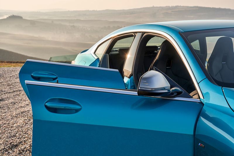Das 2er Gran Coupé feiert seine Premiere auf der Los Angeles Auto Show.  (BMW)