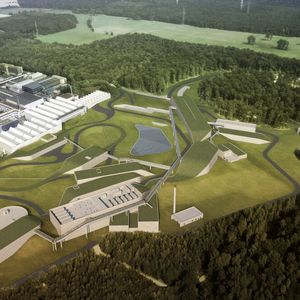 Das Universum im Labor! Am GSI Helmholtz-Zentrum für Schwerionenforschung in Darmstadt ist die einzigartige Teilchenbeschleunigeranlage Fair derzeit in Bau, in dem die ACE-Magnum-Stoßdämpfer demnächst eine Rolle spielen.(Bild:  ion24/Fair)