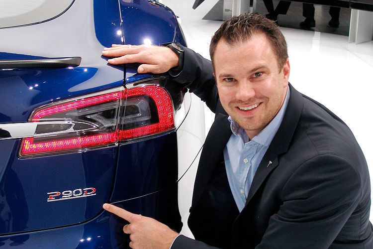 Jochen Rudat, Brand Country Manager von Tesla: „Wir sind extrem weit hinsichtlich des Onlinevertriebs, der unserer bisherigen Vertriebsstruktur geschuldet ja sowieso ohne Händler auskommt.“ (Foto: Grimm)