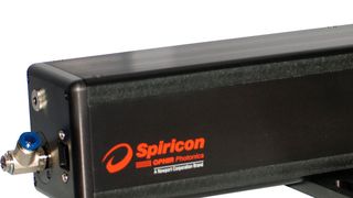 Das berührungslose Vermessen von fokussierten Laserstrahlen ohne Leistungsbegrenzung und nahezu in Echtzeit ist mit dem Strahlprofil-Messgerät BeamWatch möglich. (Ophir spiricon Europe)