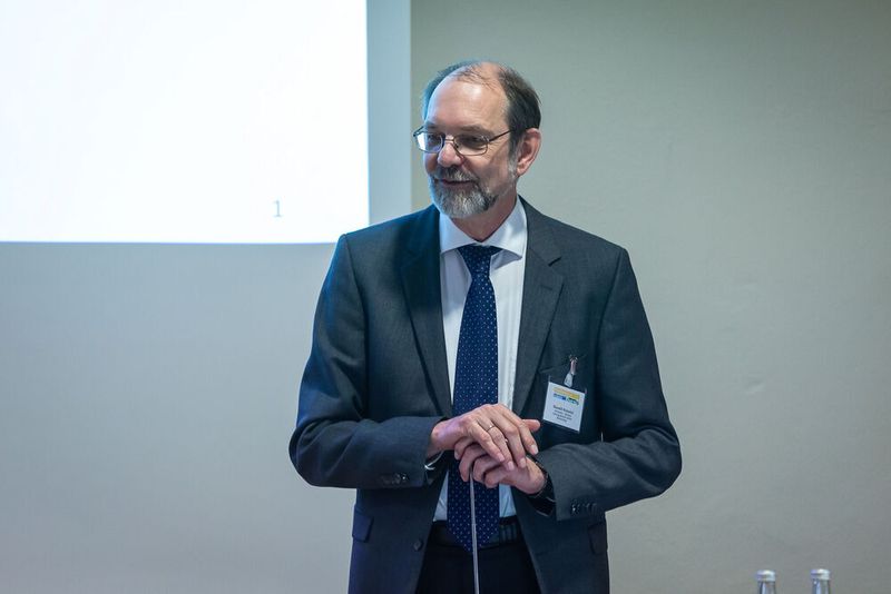 Impressionen der Förderprozessforen 2019: Beim Pumpen- und Schüttgut-Forum diskutieren Experten an zwei Tagen über Probleme bei Förderprozessen. Dabei steht der praxisorientierte Austausch und die gemeinsame Lösungsfindung im Vordergrund des Netzwerktreffens der Pumpen- und Schüttgut-Community. (Stefan Bausewein / PROCESS)