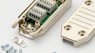 D-Sub-Steckverbinder: Um die Montage zu vereinfachen, wurde ein Steckverbinder mit Käfigzugfederanschluss und einer Schraubverriegelung entwickelt. Der Steckverbinder kommt in einer 9-, 15- oder 25-poligen Version sowie als HD-Variante. (KnorrTec)