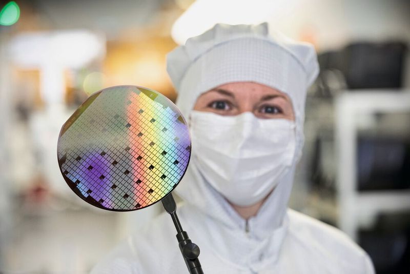 Steigende Nachfrage: Leistungshalbleiter aus Siliziumkarbid von Bosch verkaufen sich gut in China. Steigende Nachfrage: Leistungshalbleiter aus Siliziumkarbid von Bosch verkaufen sich gut in China.