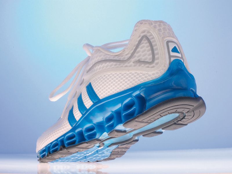 Polyurethan wird beispielsweise bei Joggingschuhen verwendet. Bild: BASF (Archiv: Vogel Business Media)