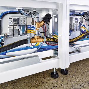 Afin de tenir compte des exigences d’Ernst Knoll Feinmechanik et de permettre une communication aussi rapide et synchronisée que possible entre la commande et l'entraînement, SMC a choisi le vérin Air Servo de la série XT581C80-H100-250P et la servo-commande de la série XT581-SP-A-PR-X025. (Source :  SMC Allemagne)