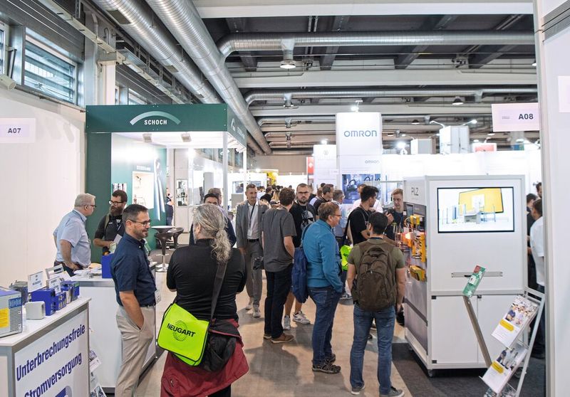 Die «maintenance Schweiz 2024» und die «all about automation» präsentieren vom 28. bis 29. August 2024 in Zürich Zukunftstechnologien, die die Bereiche industrielle Instandhaltung mit Industrieautomation, Robotik und Digitalisierung zusammenbringen.  (Bild: Easyfairs/Susanne Seiler)