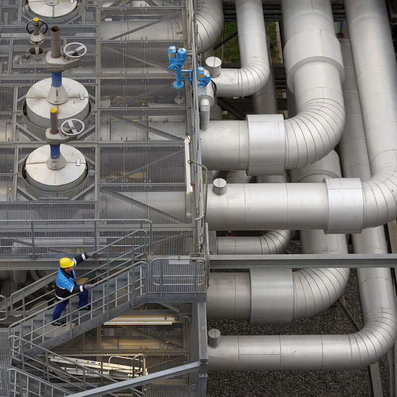 Wenn die Erdgasversorgung nicht unter etwa die Hälfte des maximalen Bedarfs fällt, kann BASF laut Konzernchef Martin Brudermüller den Verbund in Ludwigshafen mit reduzierter Last weiterbetreiben.