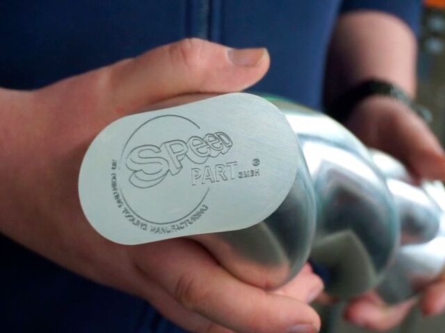 CNC machining enables high-precision manufacturing with tight tolerances and reproducible quality. (Source: Speedpart)