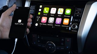 Automobilhersteller wollen zunehmend eigene digitale Dienste entwickeln, statt Apple oder Alphabet das Feld zu überlassen. (Bild: Renault)